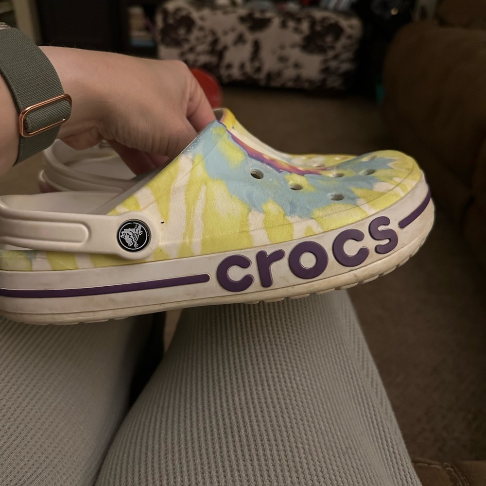 Women’s Crocs Size 10